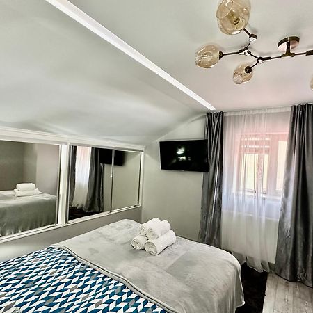 Deyinn Guest House Centrum توردا المظهر الخارجي الصورة