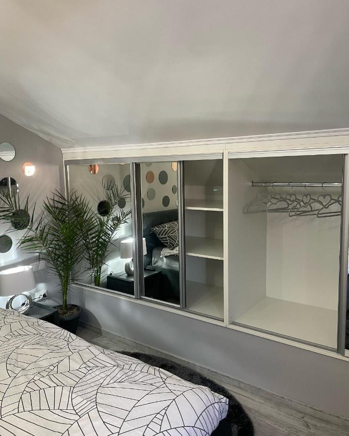 Deyinn Guest House Centrum توردا المظهر الخارجي الصورة