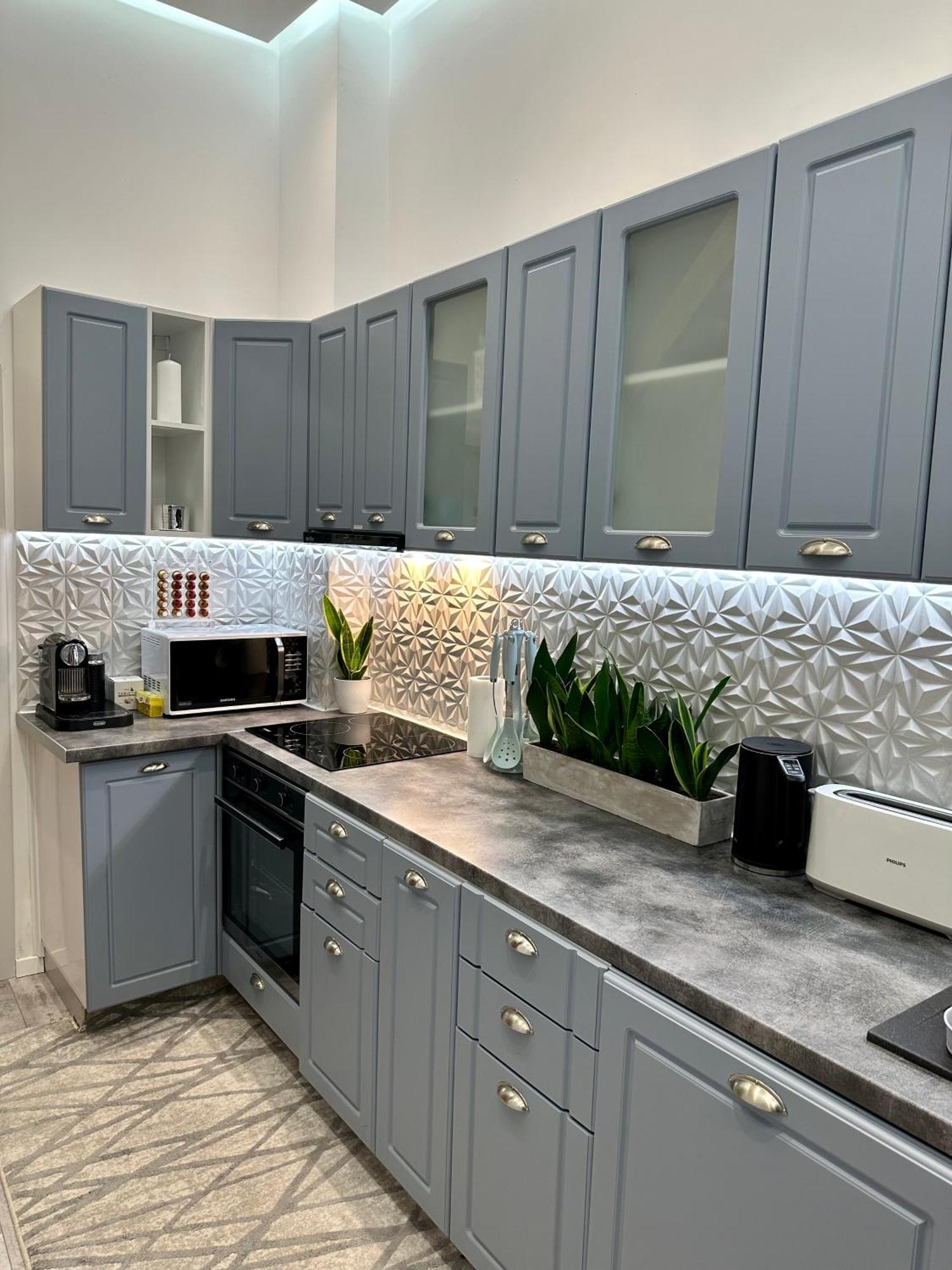 Deyinn Guest House Centrum توردا المظهر الخارجي الصورة