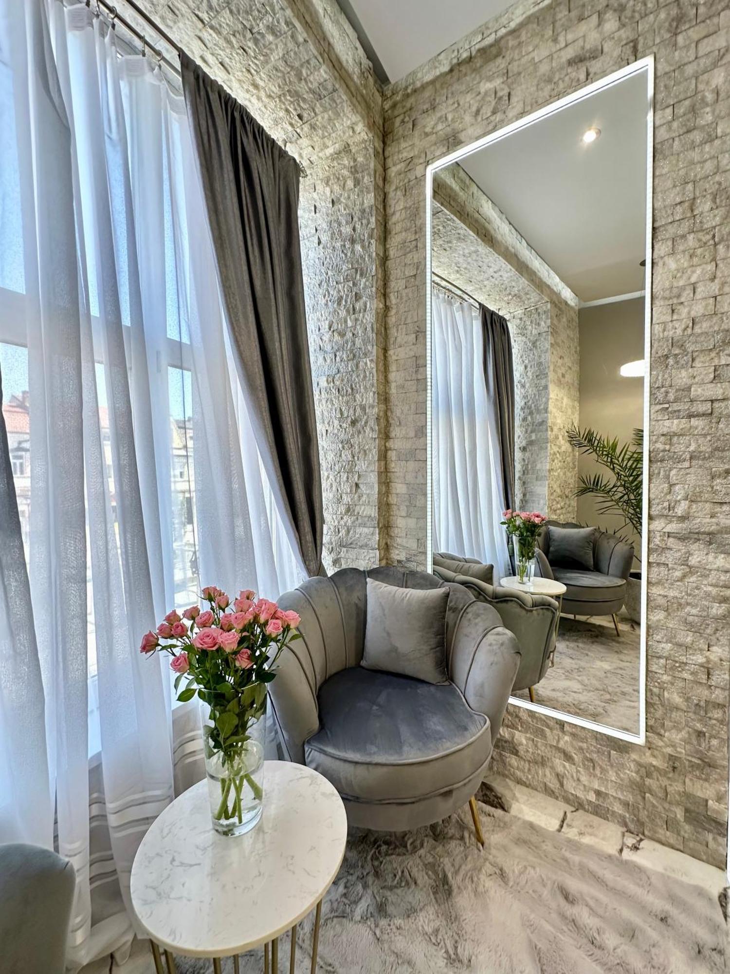 Deyinn Guest House Centrum توردا المظهر الخارجي الصورة